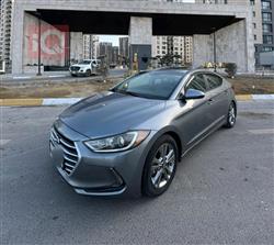 هیۆندای ئەلەنترا